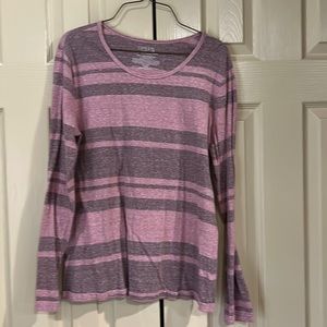 Women’s Shirt, Size Large 12/14